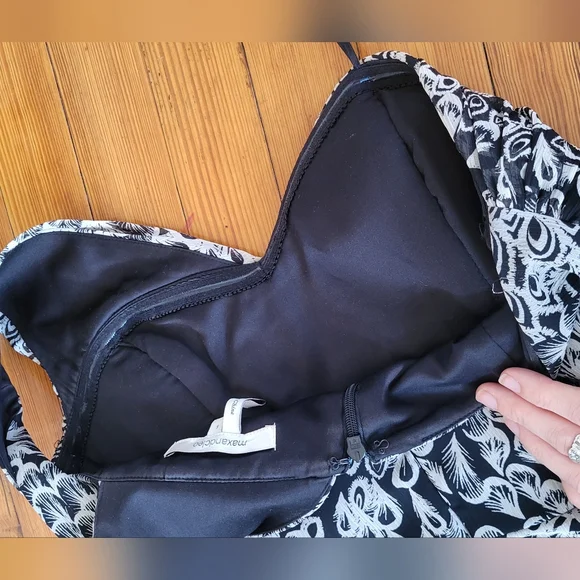 Max & Cleo Black and Cream One Shoulder Cocktail Dress - Picture 4 of 5